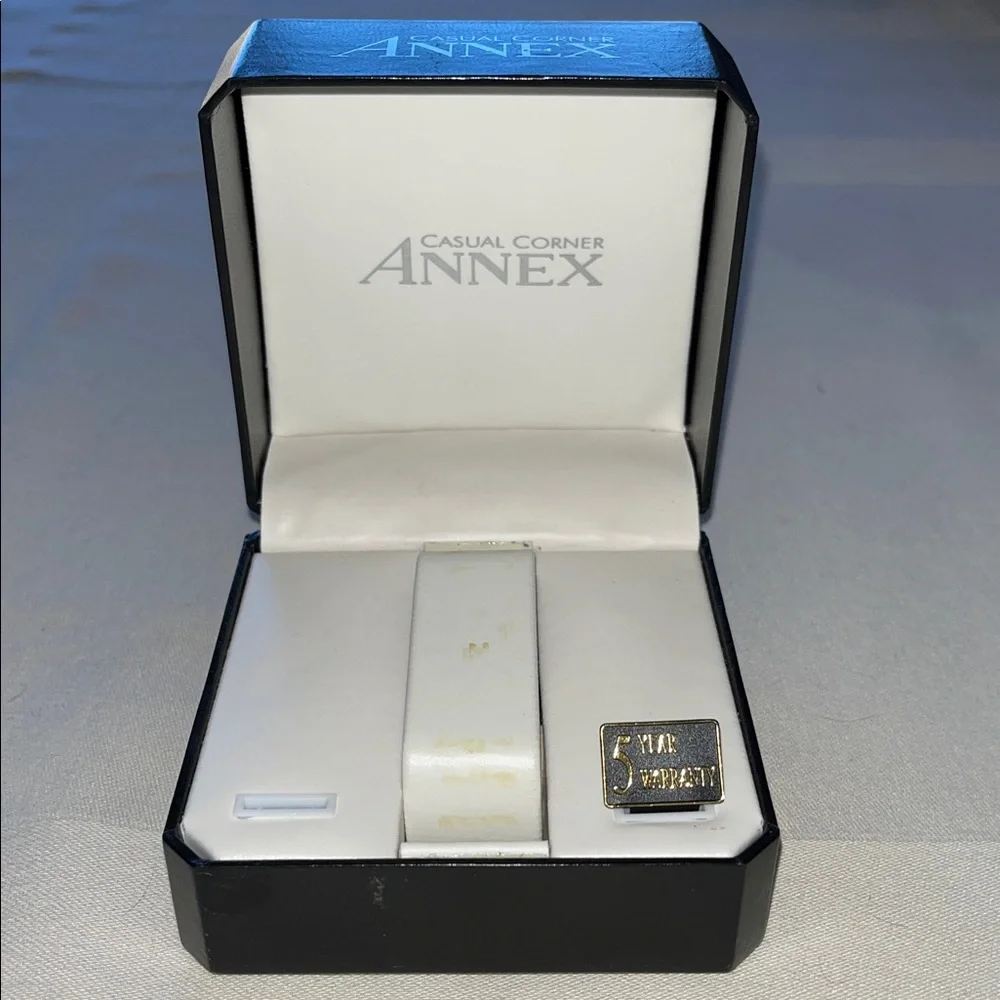 Casual Corner Annex Black Empty Watch Box